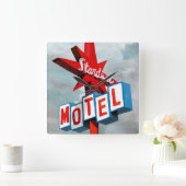 Stardust Motel Sign Quadratische Wanduhr (Zuhause)