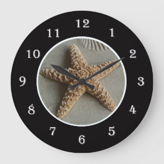Starfish an der Strandmauer Große Wanduhr