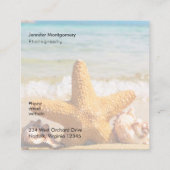 Starfish and Seashells am Strand Quadratische Visitenkarte (Rückseite)