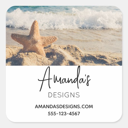 Starfish auf einem Sandy Beach Fotogeschäft Quadratischer Aufkleber (Vorderseite)