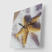 Starfish auf einem Tuch Quadratische Wanduhr (Winkel)