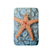 Starfish auf einer Koralle mit Polips Badematte (Vorderseite Vertikal)