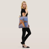 Starfish auf weißem Sand Tasche (Am Model)
