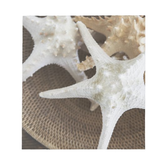 Starfish in einem Korb Notizblock (Vorderseite)