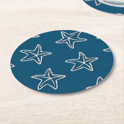Starfish Muster in Ozeanblau Runder Pappuntersetzer (Angewinkelt)