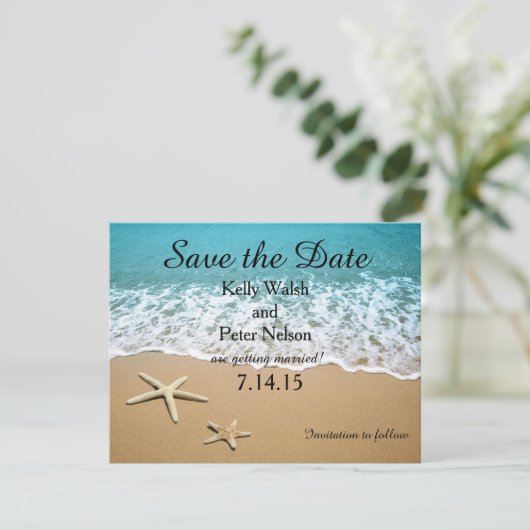 Starfish on Shore Beach Save the Date Card Einladung (Stehend Vorderseite)
