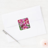 Stargazer Lilies Quadratischer Aufkleber (Umschlag)
