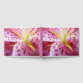 Stargazer Lily Bright Magenta Gästebuch (Voll)