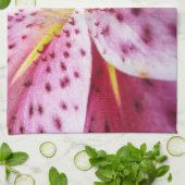 Stargazer Lily Bright Magenta Geschirrtuch (Gefaltet)