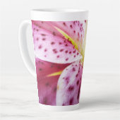 Stargazer Lily Bright Magenta Milchtasse (Linke Ecke)