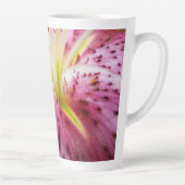 Stargazer Lily Bright Magenta Milchtasse (Rechts)