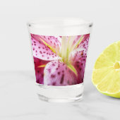 Stargazer Lily Bright Magenta Schnapsglas (Vorderseite)