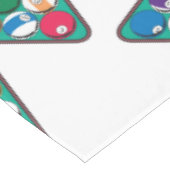 Stark beanspruchte Billardkugeln Tischdecke (Schrägansicht)