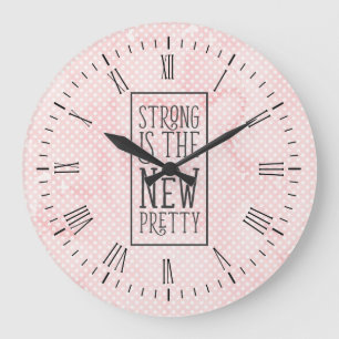 Stark ist die neue hübsche Wanduhr
