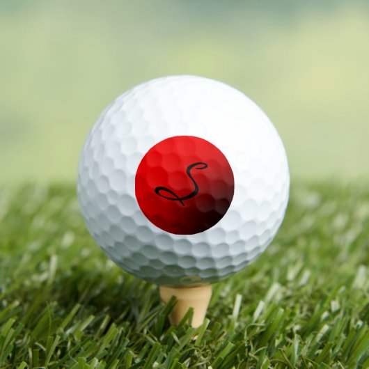 Stark rotes Monogramm Beruflich Golfball (Insitu T-Shirt)