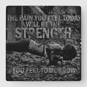 STÄRKE - Motivierend Frauenarbeit Quadratische Wanduhr