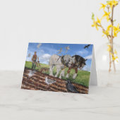 Starke Pferde, die im März pflügen Karte (Gelbe Blume)