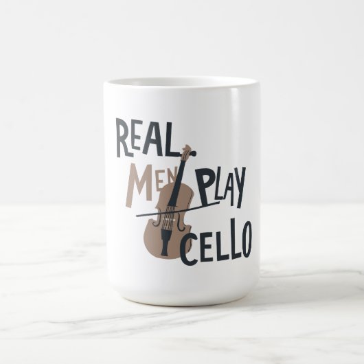 Stärke: Real Men spielen Cello Kaffeetasse (Mittel)