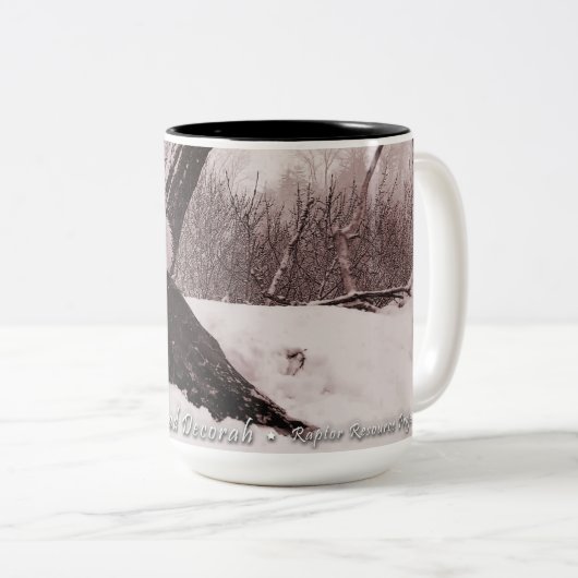 Stärke und Mut: Vater Decorah Zweifarbige Tasse (VorderseiteRechts)