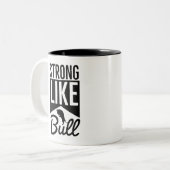 Starke wie Bull - Workout Routine Zweifarbige Tasse (Vorderseite Links)