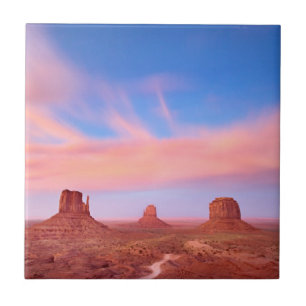 Starke Winde über Wüsten-Tal Fliese