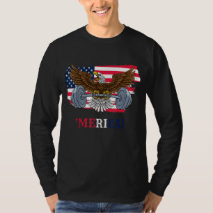 Starker Bald-amerikanischer Adler mit amerikanisch T-Shirt