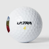 Starker Mann mit rosa Narben (Renaissance Art) Golfball (Logo)