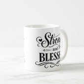 Starkes und gesegnetes inspirierendes Kaffeetasse (VorderseiteRechts)