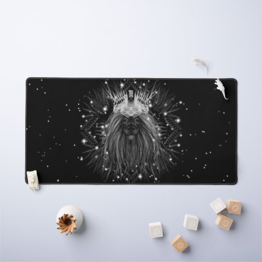 Starlight Lion mit Crosstramm Schreibtischunterlage (Kindertisch)