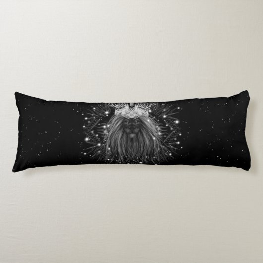 Starlight Lion mit Crosstramm Seitenschläferkissen (Vorderseite)
