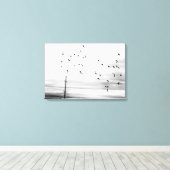 Starling Vögel fliegen mit Hydro Wires Stark Szene Leinwanddruck (Insitu (Holzboden))