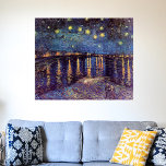 Starry Night Over the Rhone von Vincent van Gogh Poster<br><div class="desc">Starry Night Over The Rhone von Vincent van Gogh ist ein Vintages Post-Impressionismus nautische Seacape-Gemälde. Eine Meeressicht über das Wasser der Rhone bei Nacht mit Sternen im Himmel, die in der Reflektion schimmern. Über den Künstler: Vincent Willem van Gogh (1853-1890) war einer der berühmtesten postimpressionistischen Maler seiner Zeit. Seine Arbeit...</div>