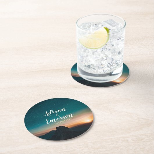 Starry Night Sky Sunset Mountain Wedding Modern Runder Pappuntersetzer (Vor Ort)