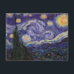 Starry Night, Van Gogh Französisch Stadt Saint Rem Postkarte<br><div class="desc">Eine französische Stadt "Saint Remy" ist mit der Leuchtdichte der Sterne an einer blauen Sternennacht erstarrt. Starlight über der Stadt mit Wolken,  Sternen und hellgelben Halbmond um Mitternacht. Vintage postimpressionistische Malerei des französischen Malers Vincent Van Gogh.</div>