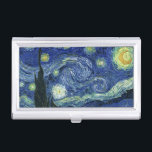 Starry Night Vincent van Gogh Kunstmalerei Visitenkarten Etui<br><div class="desc">Vincent van Gogh (Niederländisch, 1853 - 1890) Starry Night, 1889, Oil on Leinwand Ungerahmt: 73 × 92 cm (28, 7 × 36, 2 in) Dieses Gemälde zeigt den Blick von der Ostseite des van Gogh's Asylzimmer in Saint-Rémy-de-Provence, fügte er ein idealisiertes Dorf. Seit 1941 ist es in der ständigen Sammlung...</div>