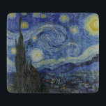 Starry Night von Vincent van Gogh Schneidebrett<br><div class="desc">Vincent Willem van Gogh war ein postimpressionistischer Maler niederländischer Herkunft, dessen Werk - bemerkenswert für seine raue Schönheit, emotionale Ehrlichkeit und kühnen Farben - weit reichenden Einfluss auf die Kunst des 20. Jahrhunderts hatte. Nach Jahren schmerzhafter Angst und häufigen Phasen psychischer Erkrankungen starb er im Alter von 37 Jahren an...</div>