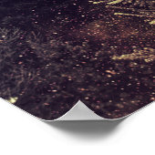 Starry Sky und Mond über einem Wald Poster (Ecke)