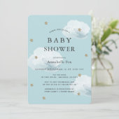 Stars & Fluffy Clouds Blauer Babydusche Einladung (Stehend Vorderseite)