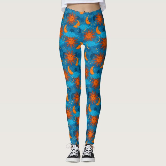 Stars Sun Moon Clouds Night Sky Blue Leggings (Vorderseite)