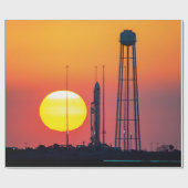 Start der NASA Antares Rocket Sunrise Geschenkpapier (Flach)