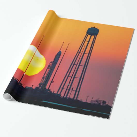 Start der NASA Antares Rocket Sunrise Geschenkpapier (Ungerollt)