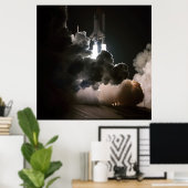 Start der Raumfähre Challenger Night (STS-8) Poster (Heimbüro)