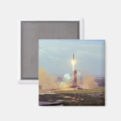 Start des Apollo Soyuz Testprojekts Saturn IB Magnet (Vorderseite/Rückseite)