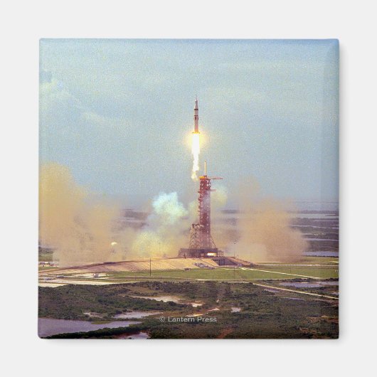 Start des Apollo Soyuz Testprojekts Saturn IB Magnet (Vorne)