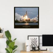Start des Raumfährens STS-135 Atlantis Poster (Heimbüro)