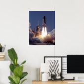 Start des Space Shuttle Atlantis (STS-30) Poster (Heimbüro)
