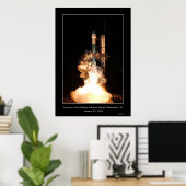Start des Spitzer Infrarot-Weltraumteleskops Poster (Heimbüro)