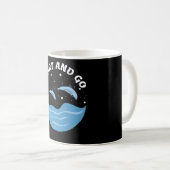 Start und los! - Niedliche Delphine Kaffeetasse (VorderseiteRechts)