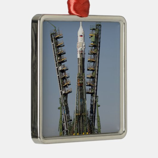 Startgerüste werden angehoben ornament aus metall (Rechts)