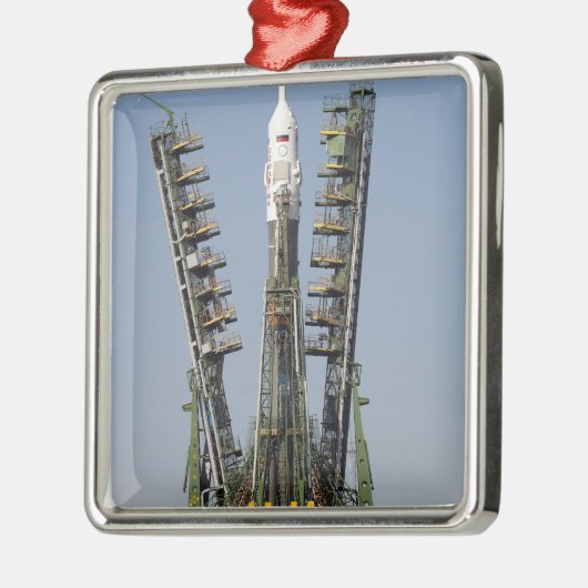 Startgerüste werden angehoben ornament aus metall (Links)